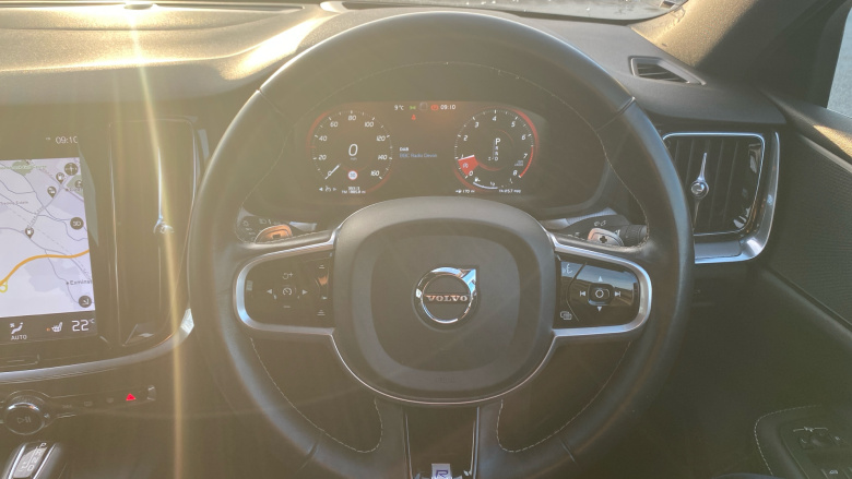 Volvo S60 2.0 T5 R DESIGN Plus 4dr Auto Petrol Saloon